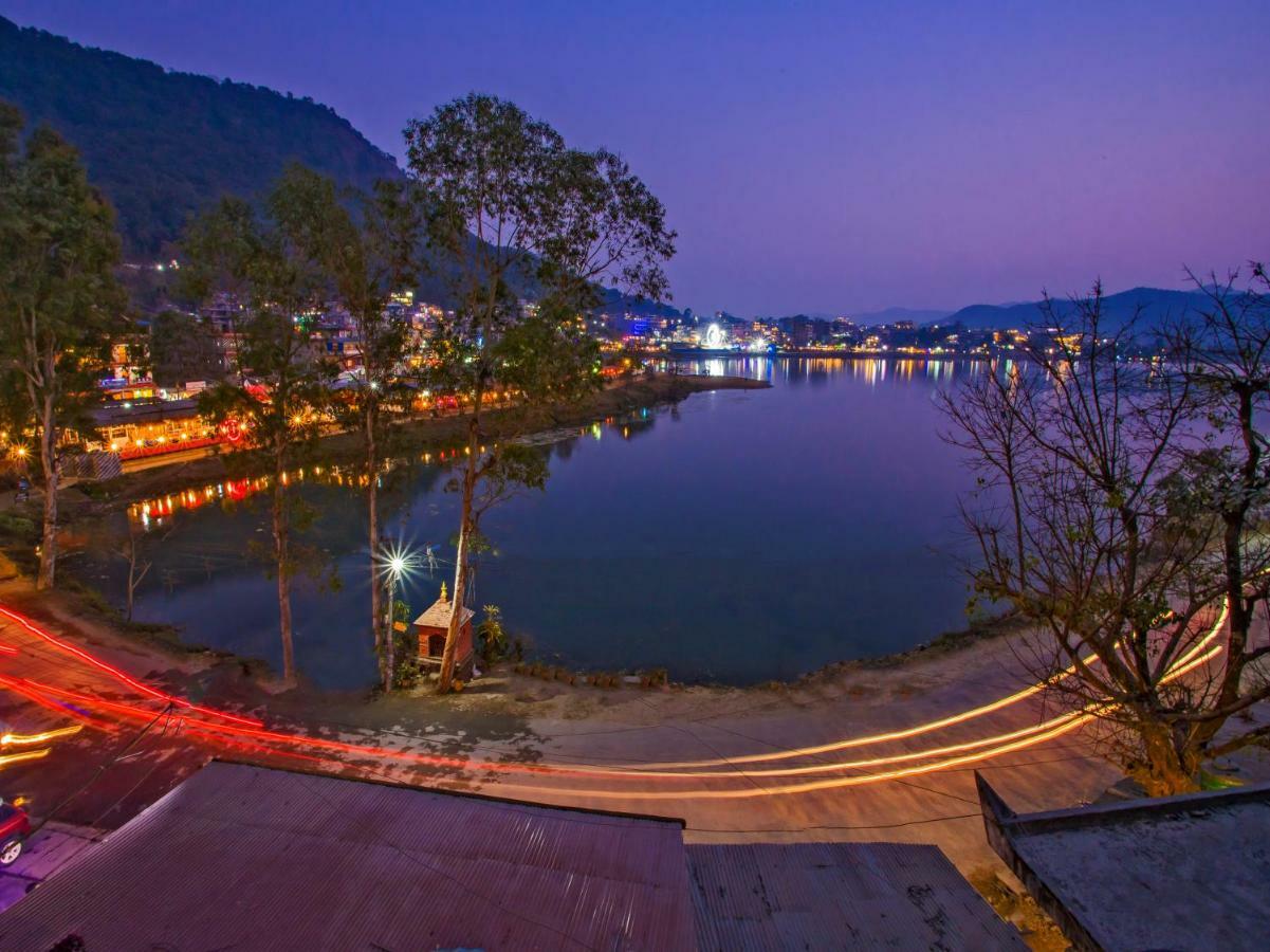 Hotel Fewa Corner & Restro Ποκάρα Εξωτερικό φωτογραφία