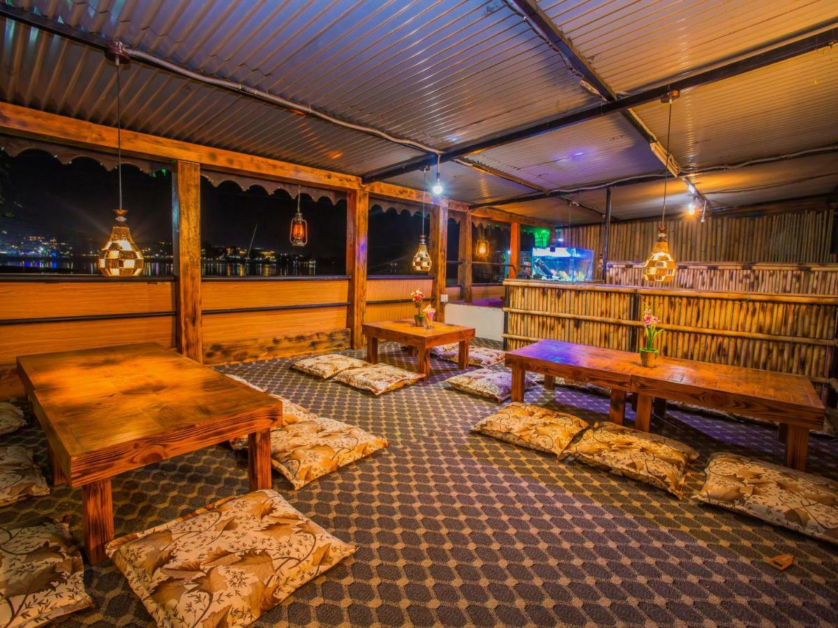 Hotel Fewa Corner & Restro Ποκάρα Εξωτερικό φωτογραφία